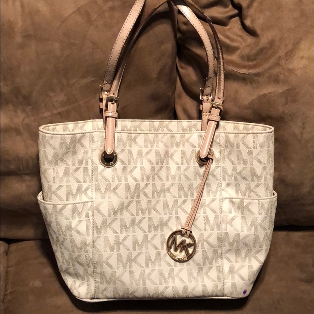 MK purse